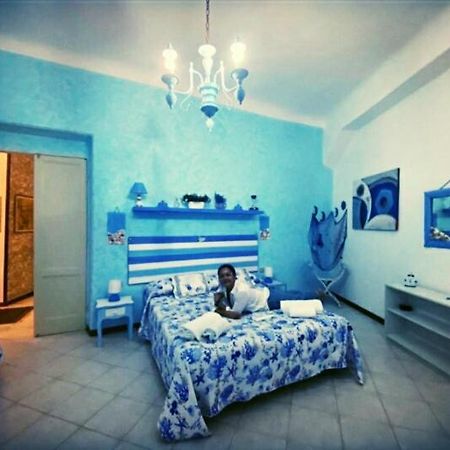 La Maison Des Caprices_ La Spezia _Stazione_5Terre Ngoại thất bức ảnh