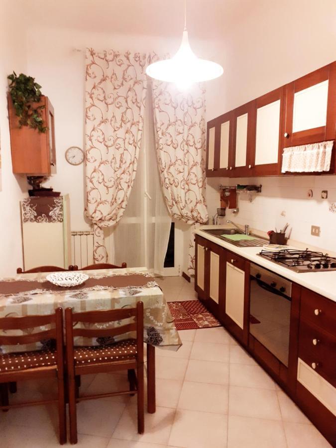 La Maison Des Caprices_ La Spezia _Stazione_5Terre Ngoại thất bức ảnh