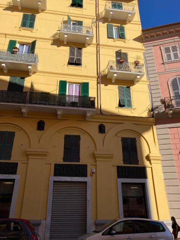 La Maison Des Caprices_ La Spezia _Stazione_5Terre Ngoại thất bức ảnh